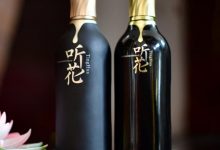 ������������Ӧ��ę́�������Ͻ�����һ��-������Ե��