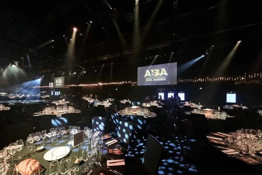 熊猫精酿斩获澳大利亚国际啤酒大赛1金2银4铜-不朽情缘网