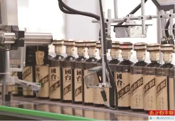 酒媒融合再现新范本,南都“报款”文创酒即将上市-不朽情缘网